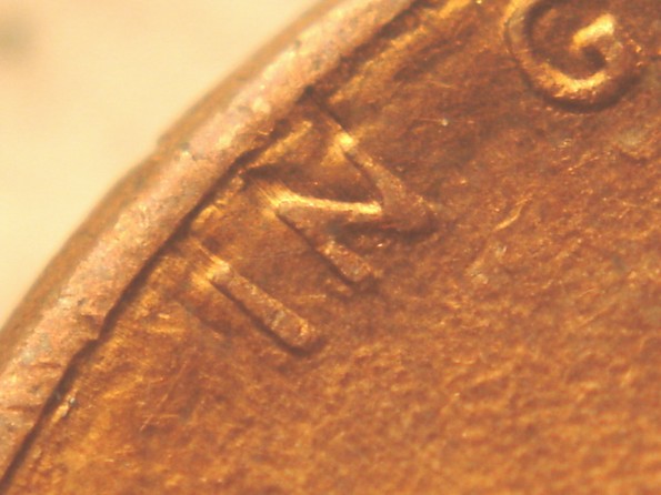1984-P-Lincoln-Memorial-Cent---What's-Above-The-In?